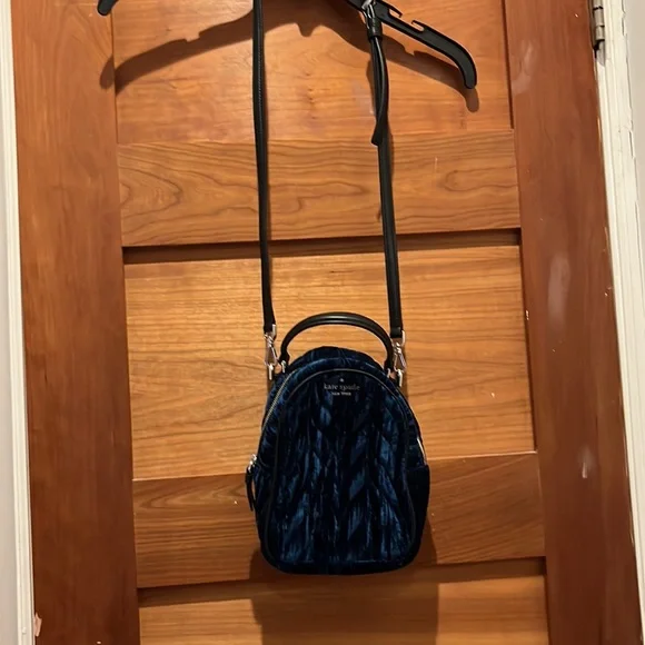Kate Spade velvet blue small purse - Picture 4 of 13